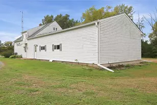 529 W Maple St, Stanley, WI 54768 - Photo 25