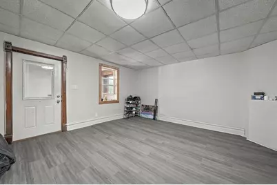 317 Earl Street #1-2, Eau Claire, WI 54703 - Photo 7
