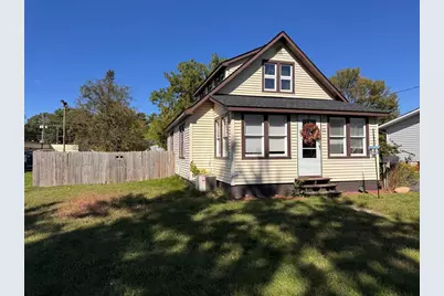 15 E Schneider Street, Rice Lake, WI 54822 - Photo 3