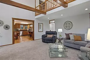 3920 Woodcrest Ct, Eau Claire, WI 54701 - Photo 9