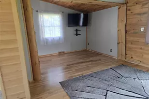 307 E Begley St, Greenwood, WI 54437 - Photo 27