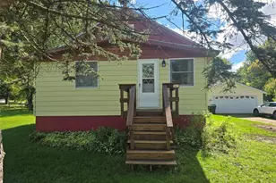307 E Begley St, Greenwood, WI 54437 - Photo 3
