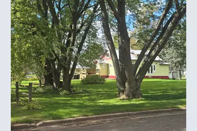 307 E Begley Street, Greenwood, WI 54437 - Photo 9