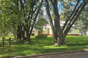 307 E Begley St, Greenwood, WI 54437 - Photo 9