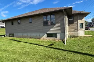 105 1st St, Arcadia, WI 54612 - Photo 9