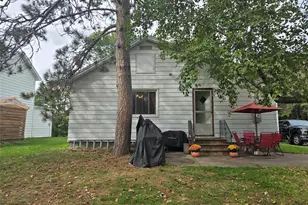 105 E Walnut St, Chippewa Falls, WI 54729 - Photo 3
