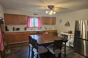 105 E Walnut St, Chippewa Falls, WI 54729 - Photo 11