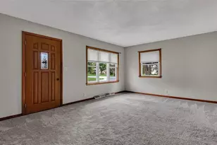 126 S Park Rd, Blair, WI 54616 - Photo 5