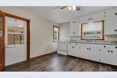 126 S Park Road, Blair, WI 54616 - Photo 3