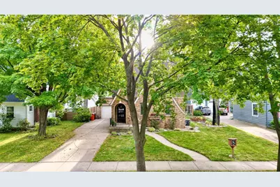 1627 Rust Street, Eau Claire, WI 54701 - Photo 3