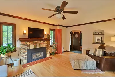 1627 Rust Street, Eau Claire, WI 54701 - Photo 5