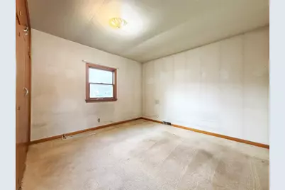 1037 E La Salle Avenue, Barron, WI 54812 - Photo 9