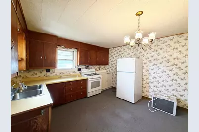 1037 E La Salle Avenue, Barron, WI 54812 - Photo 5