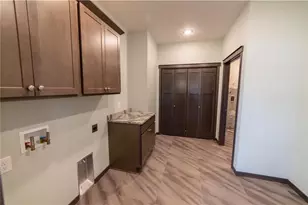 1368 Cypress Ct, Altoona, WI 54720 - Photo 23