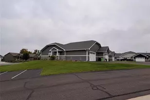 1368 Cypress Ct, Altoona, WI 54720 - Photo 5