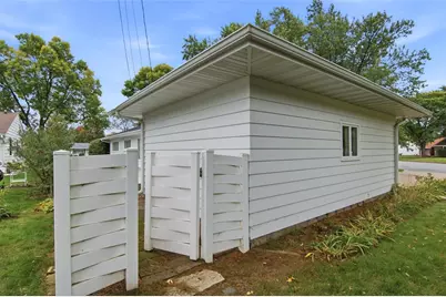 404 W Macarthur Avenue, Eau Claire, WI 54701 - Photo 31
