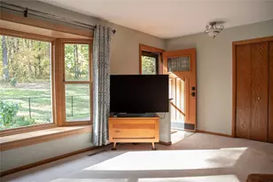 1800 White Oak Dr, Eau Claire, WI 54703 - Photo 15