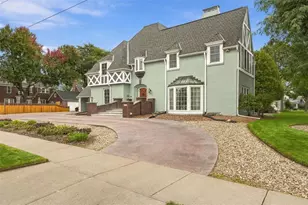 1615 Park Ave, Eau Claire, WI 54701 - Photo 3