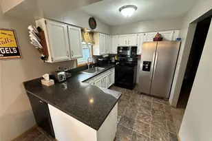 843 Veronica St, Chippewa Falls, WI 54729 - Photo 7