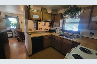 135 W 3rd Street, Black River Falls, WI 54615 - Photo 17