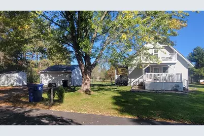 135 W 3rd Street, Black River Falls, WI 54615 - Photo 3
