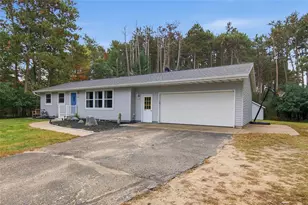 435 S Beach Dr, Altoona, WI 54720 - Photo 3