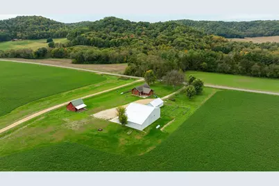 776 S Center Creek Road, Nelson, WI 54756 - Photo 7