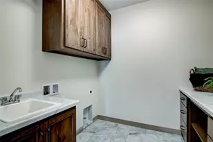 1838 Tucker Trl, Eau Claire, WI 54703 - Photo 15
