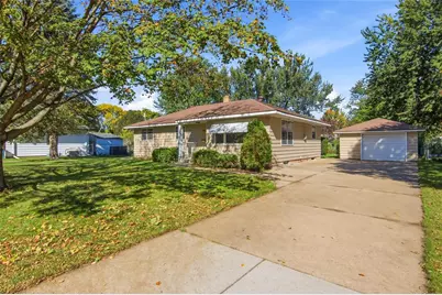 1816 Taft Avenue, Eau Claire, WI 54701 - Photo 3
