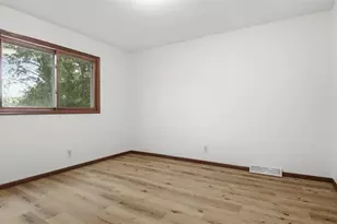 1504 Folsom St, Eau Claire, WI 54703 - Photo 9