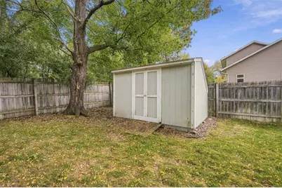 2704 Hemlock Lane, Eau Claire, WI 54703 - Photo 31