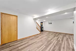 2704 Hemlock Ln, Eau Claire, WI 54703 - Photo 21