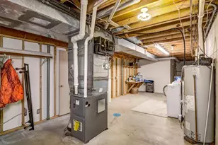 4610 Woodstock Ct, Eau Claire, WI 54701 - Photo 31