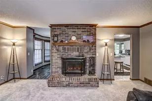 4610 Woodstock Ct, Eau Claire, WI 54701 - Photo 5