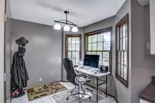 4610 Woodstock Ct, Eau Claire, WI 54701 - Photo 11