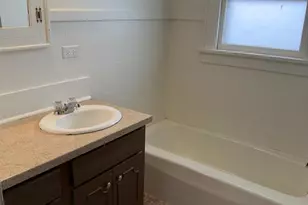 519 Forest St, Eau Claire, WI 54703 - Photo 7