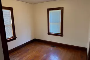 519 Forest St, Eau Claire, WI 54703 - Photo 9