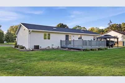 2747 Diane Lane, Eau Claire, WI 54703 - Photo 3