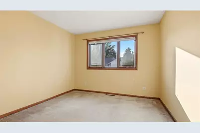 2747 Diane Lane, Eau Claire, WI 54703 - Photo 25