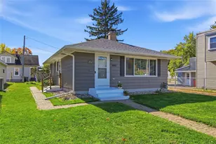 1043 Vine St, Eau Claire, WI 54703 - Photo 33