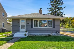 1043 Vine St, Eau Claire, WI 54703 - Photo 1