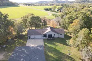 W2089 Spring Creek Rd, Durand, WI 54736 - Photo 7