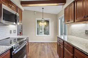 534 Fairfield Ct, Chippewa Falls, WI 54729 - Photo 11