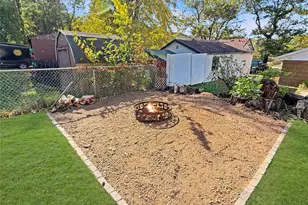 2417 Shale Ledge Rd, Eau Claire, WI 54703 - Photo 27