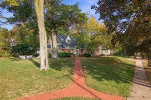 532 Summit Ave, Eau Claire, WI 54701 - Photo 3