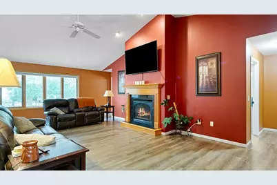 2922 Wayland Court, Eau Claire, WI 54703 - Photo 23