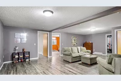 2922 Wayland Court, Eau Claire, WI 54703 - Photo 41