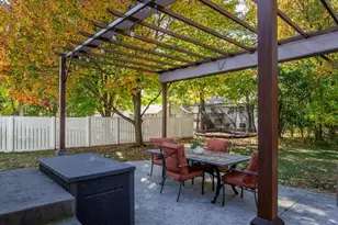 2922 Wayland Ct, Eau Claire, WI 54703 - Photo 7