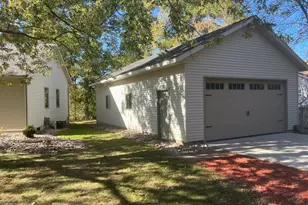 S8420 Oriole Dr, Eau Claire, WI 54701 - Photo 3