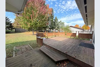 1435 York St, Bloomer, WI 54724 - Photo 9